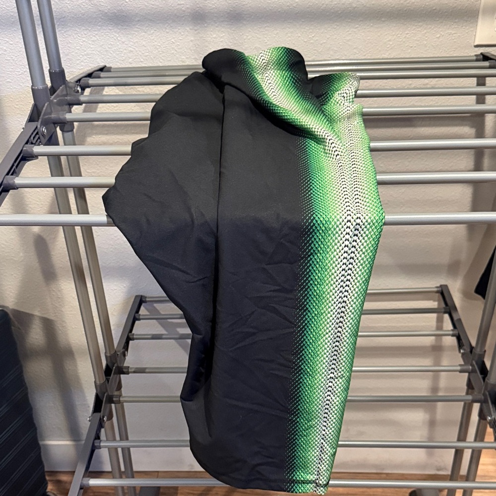 Black and Green Gradient Leggings